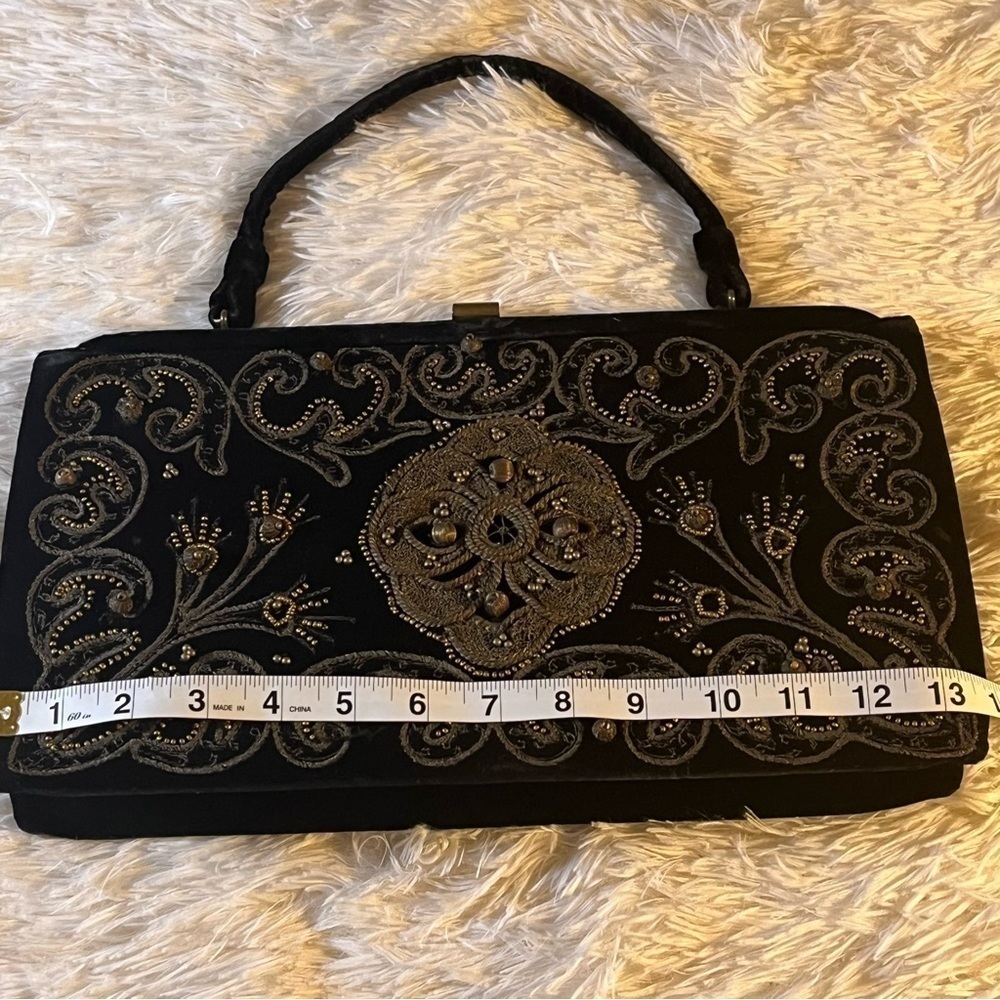 Vintage Soure New York 1950's handbag purse black velvet gold beads bag